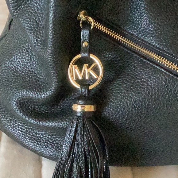 Michael Kors black leather Hobo Bag - Picture 2 of 6